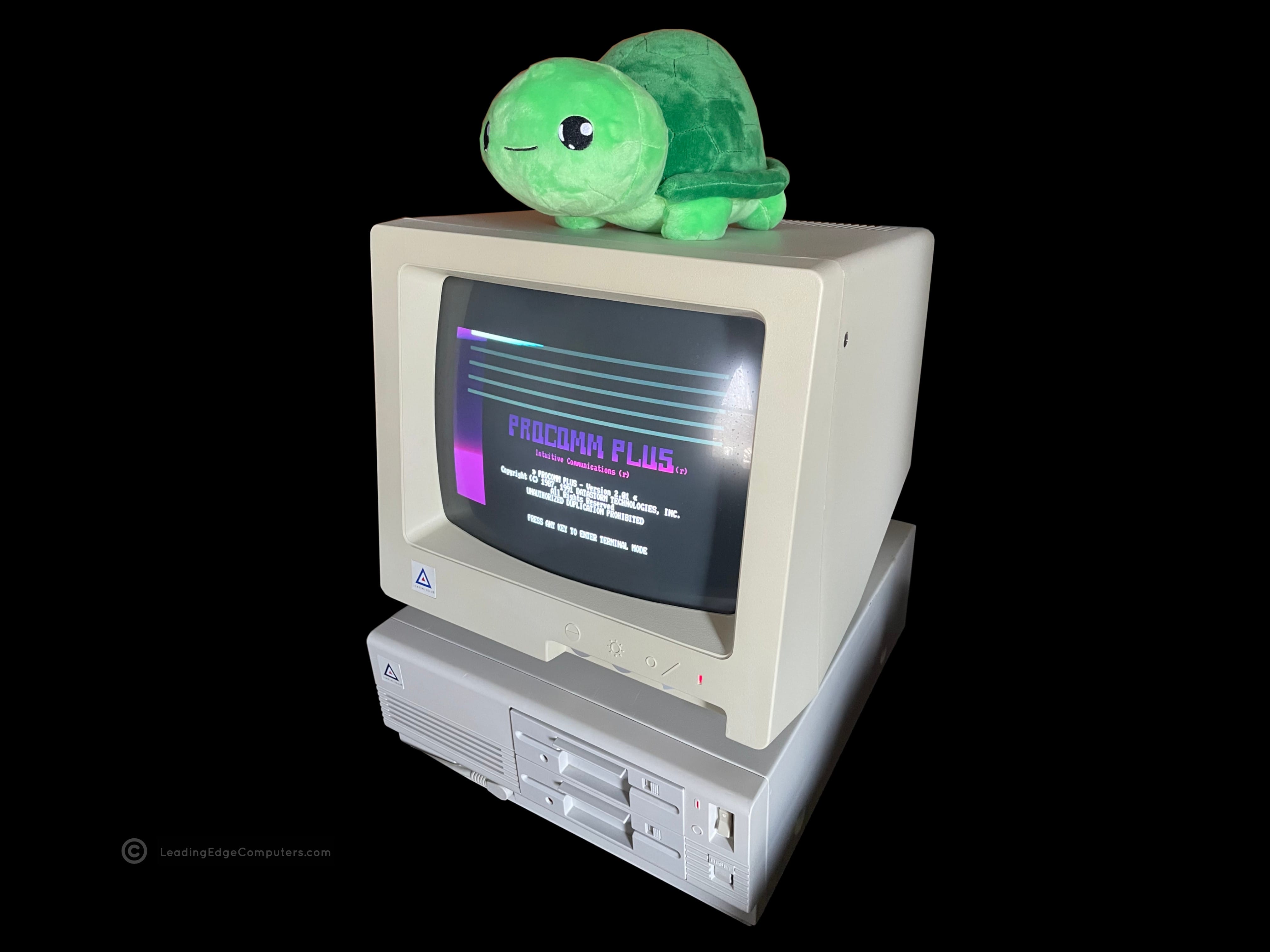 A photo of the Leading Edge DRC-1311 monitor running with the Model D displaying the Procom Plus