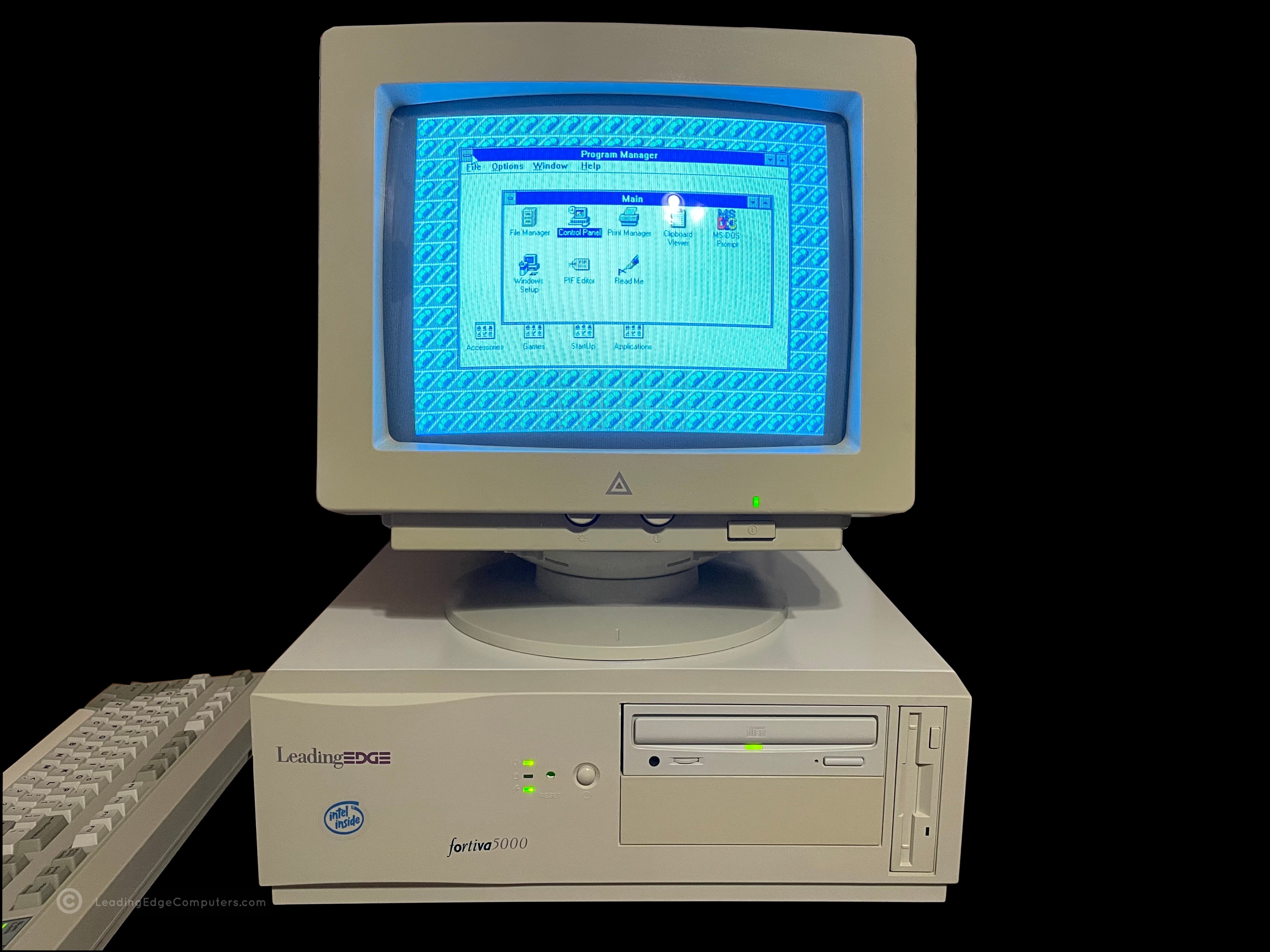 A photo of a Foriva 5000 cpc 2800 booted into Windows 3.1