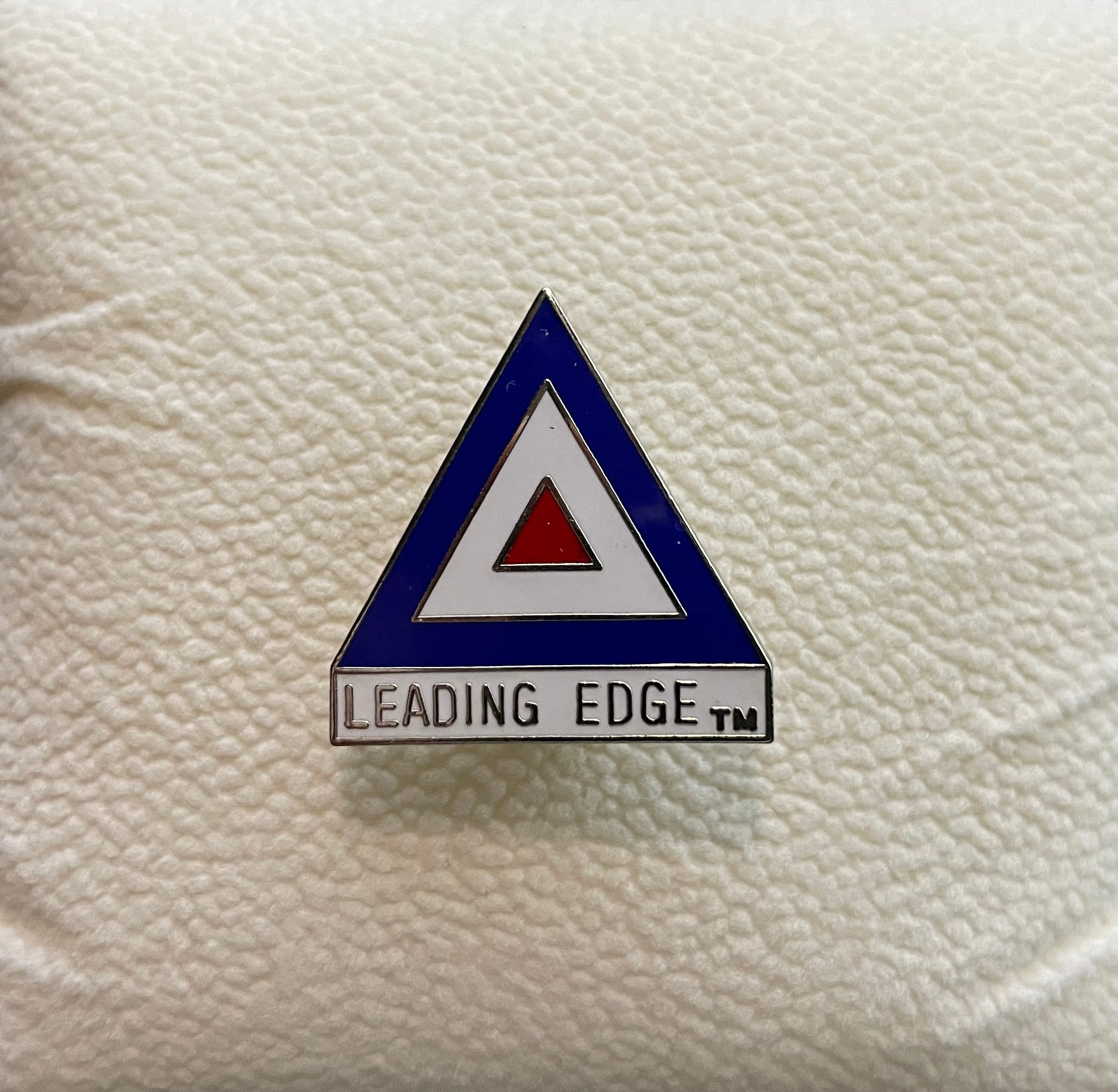 leading edge logo lapel pin